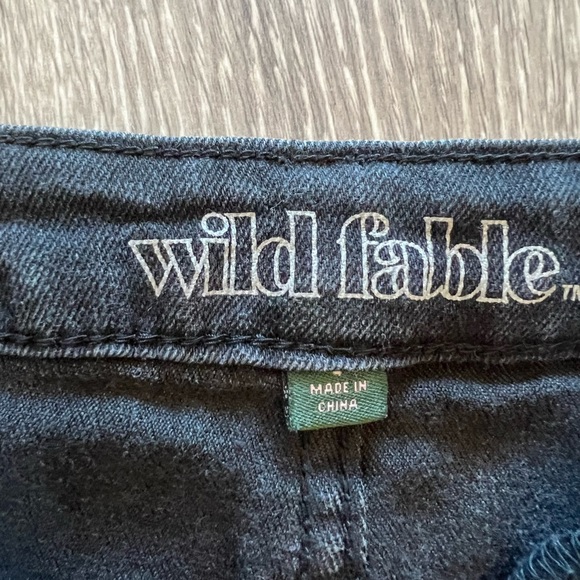 Wild fable black denim shorts. Size 4. - Picture 2 of 2